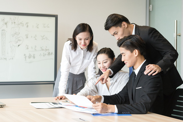 人才梯隊建設(shè)：培養(yǎng)儲備，確保企業(yè)持續(xù)發(fā)展