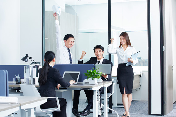 年度經(jīng)營計劃：聚焦核心業(yè)務(wù)，提升核心競爭力