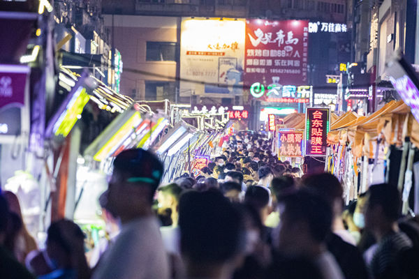 年度經(jīng)營(yíng)計(jì)劃：挖掘市場(chǎng)潛力，提升競(jìng)爭(zhēng)優(yōu)勢(shì)