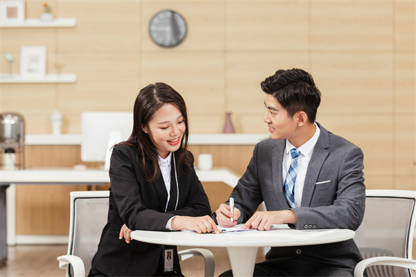 人力資源規(guī)劃：預(yù)測需求，制定合理的人才戰(zhàn)略