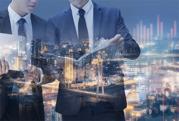 立足企業(yè)實際，制定可行經(jīng)營計劃，確保企業(yè)穩(wěn)健前行
