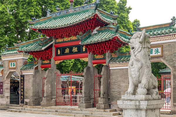 佛山戰(zhàn)略咨詢公司如何為企業(yè)定制長遠(yuǎn)戰(zhàn)略規(guī)劃？