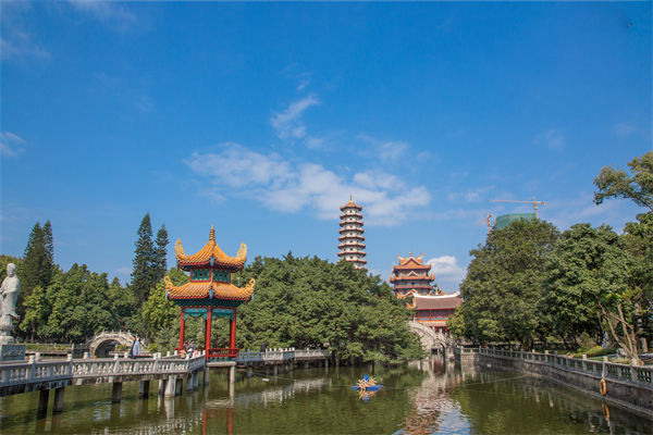 福州人力資源咨詢公司如何優(yōu)化企業(yè)人才結(jié)構(gòu)？