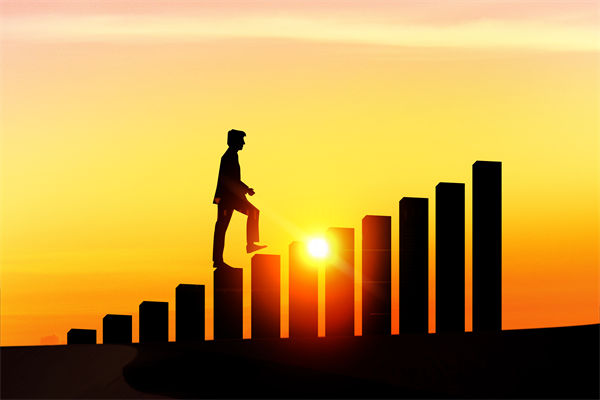 如何通過(guò)人力資源策略實(shí)現(xiàn)企業(yè)員工潛能最大化？