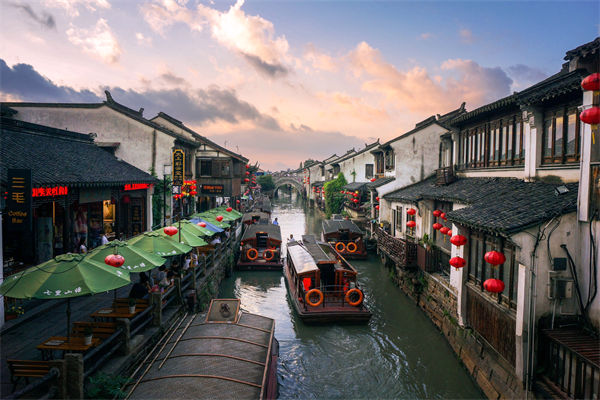 戰(zhàn)略管理如何精準錨定小眾市場，挖掘潛在的藍海？