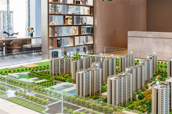 買房爛尾法院判退房退款不還房貸，關(guān)聯(lián)企業(yè)戰(zhàn)略啟示
