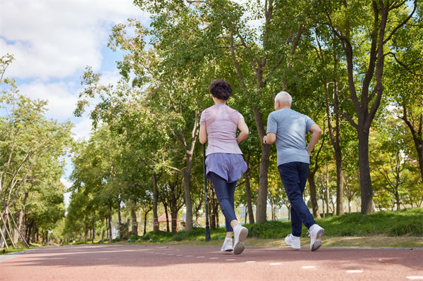 中國(guó)人均預(yù)期壽命79歲，對(duì)企業(yè)文件有何啟示？