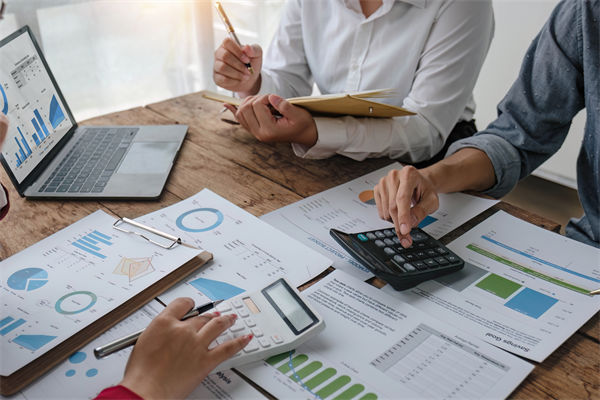 績效考評淪為形式主義，員工敷衍應(yīng)付企業(yè)怎么破？